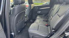 Land Rover Discovery 3.0 D300 Dynamic HSE 5dr Auto Diesel Station Wagon